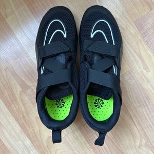 Nike Superrep Cycle 2 - black - size 10 (women’s)